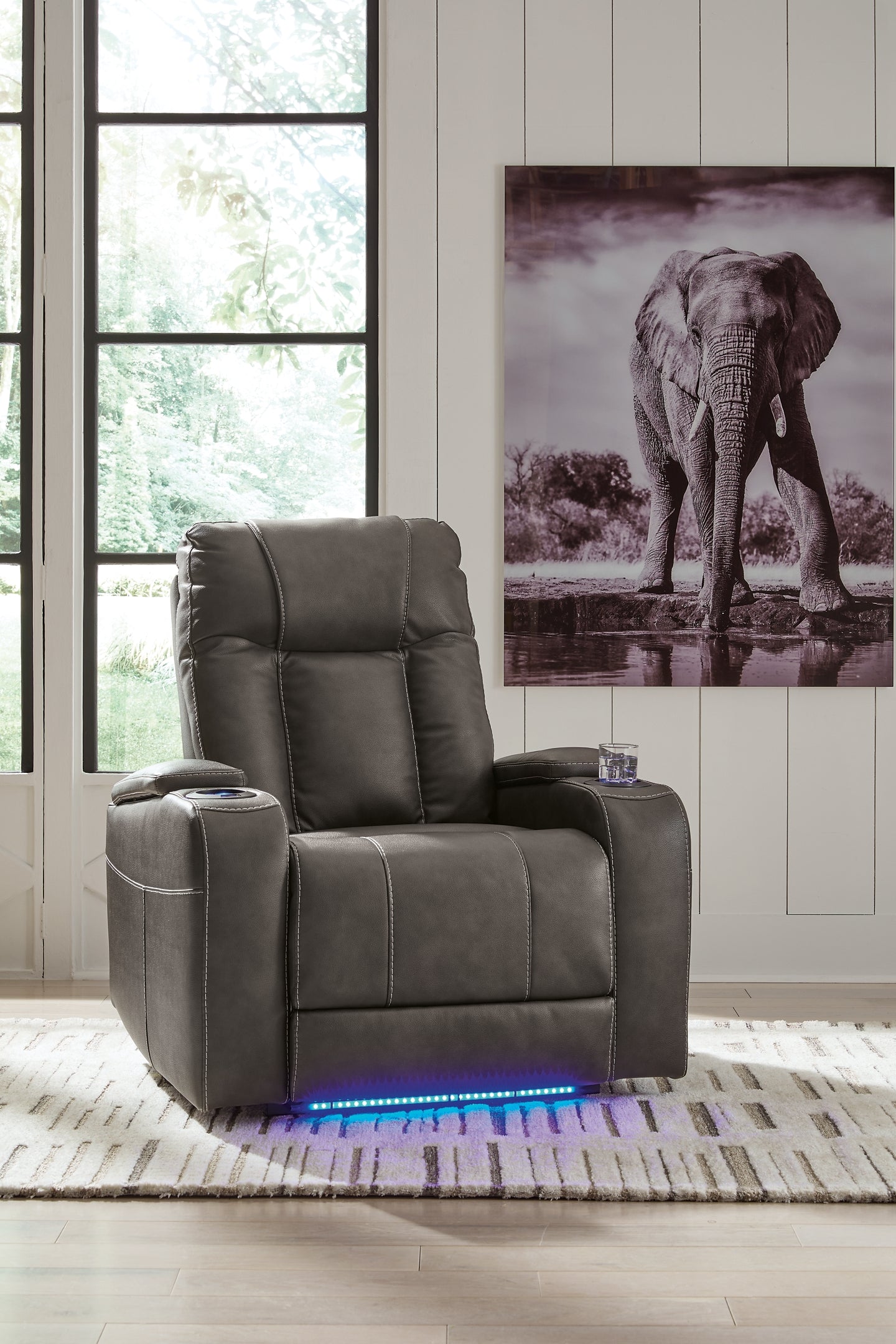 Feazada PWR Recliner/ADJ Headrest