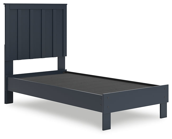 Simmenfort Twin Platform Bed